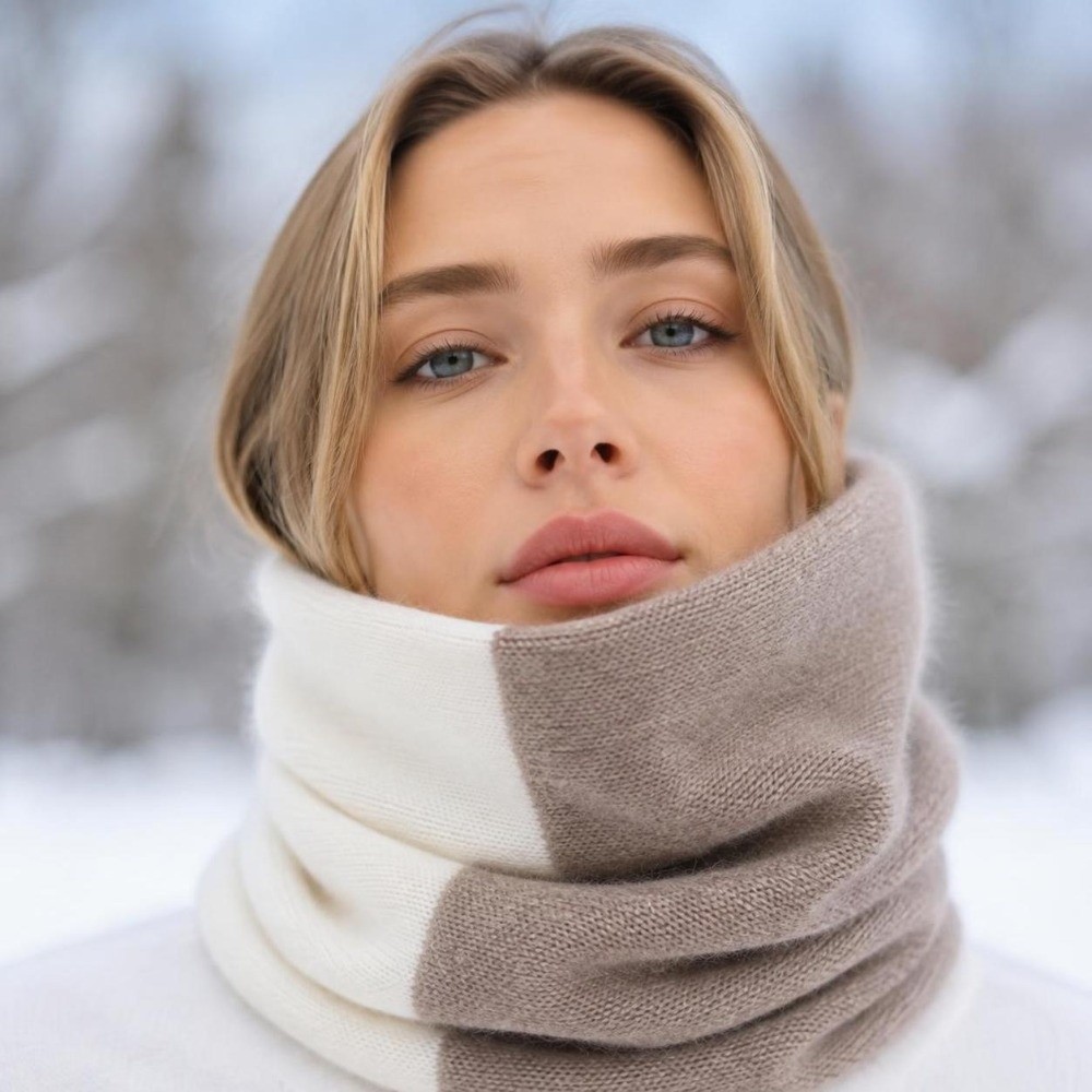 Infinity Scarf Knit - ソフトな素材で縫い合わせた、無限に広がるデザインの、防風性のあるニット製ネックゲイター。裏地が暖かく、伸縮性のあるネックウォーマー。女性用。