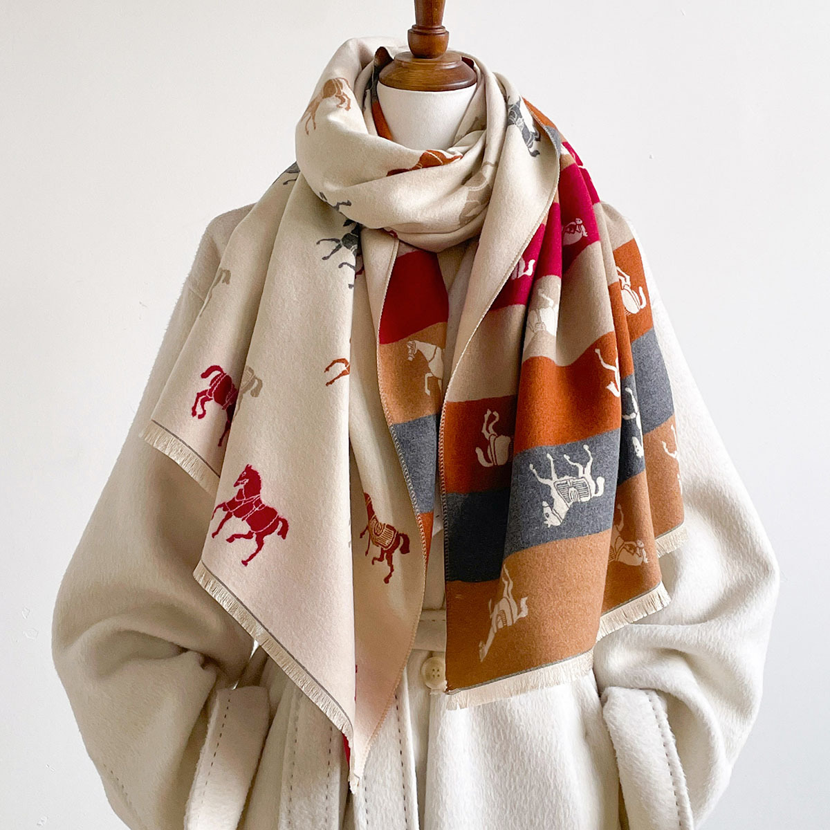 秋・冬用スカーフ、女性用パシュミナショール、高級感のある馬柄 - Woven Scarf Blanket のレビューと価格