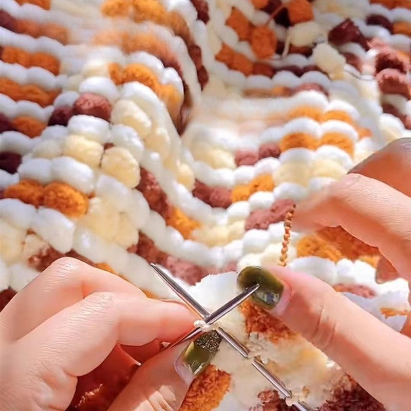 100gのポンポン糸。カラフルで太めの毛糸。柔らかくふわふわ - Woven Scarf Blanket のレビューと価格
